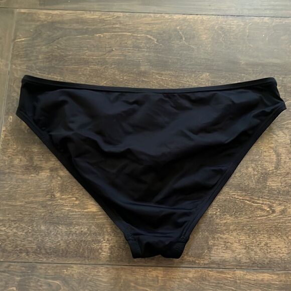 Tommy Bahama Twist Bottoms bikini Sz- Medium - Picture 5 of 8